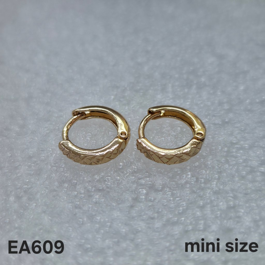 English Gold Earrings